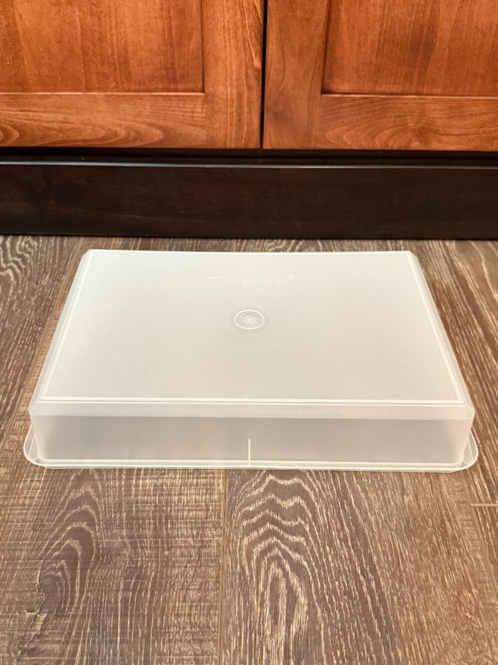 Tupperware Snack-Stor Rectangular Container - Picture 9 of 15